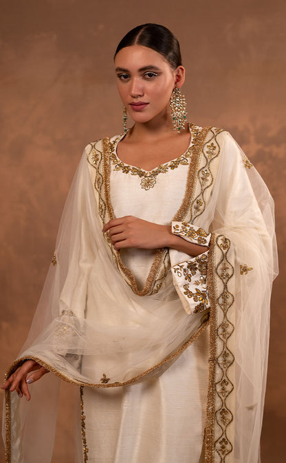 Gotta Patti Embroidered Straight Kurta & Pant Set with Net Dupatta