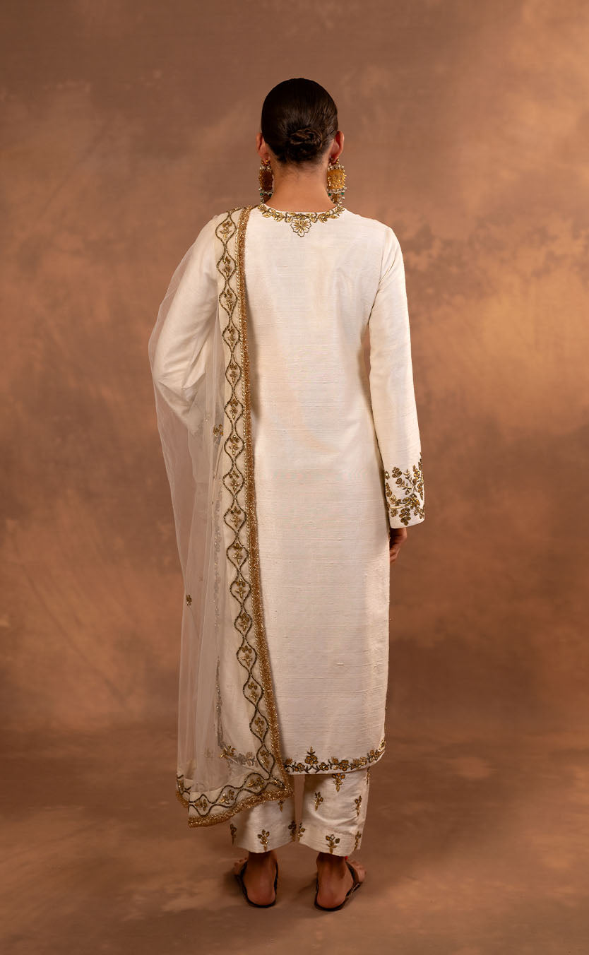 Gotta Patti Embroidered Straight Kurta & Pant Set with Net Dupatta