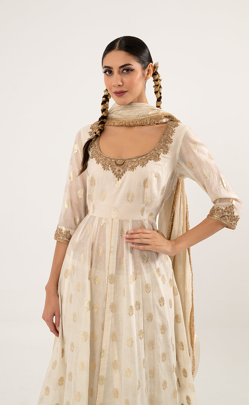 Fine Chanderi Anarkaliset Set with pants and Tissue chanderiDupatta